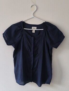 Levi's Navy Classic Short Sleeve Button Up Top